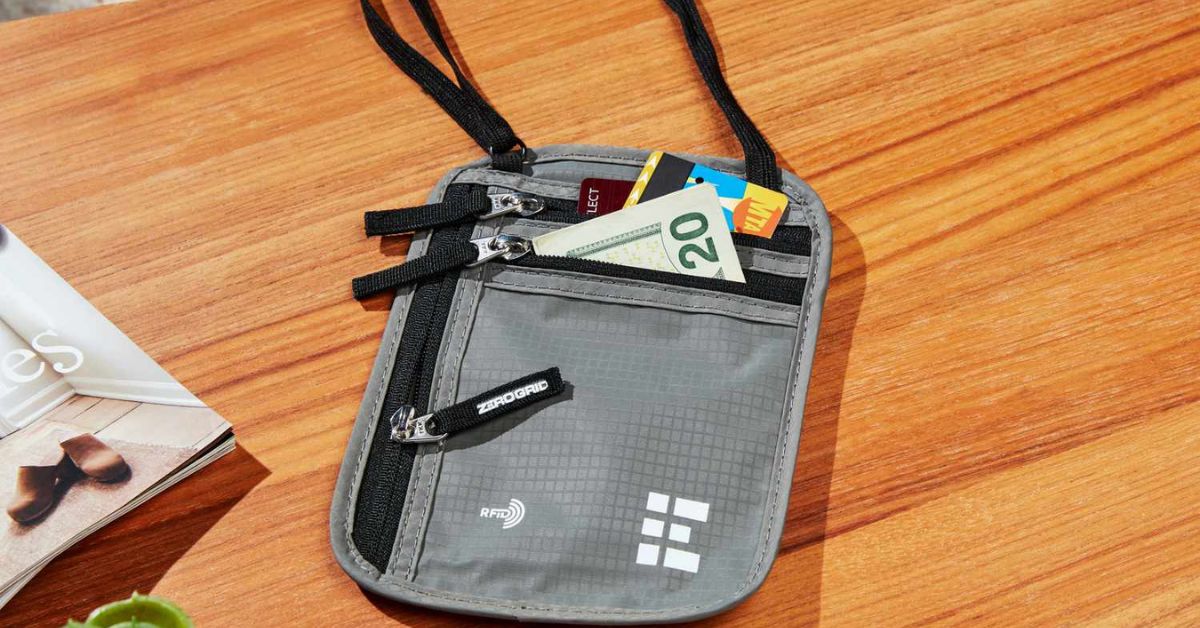 Best Men's Leather Wallets in Pakistan